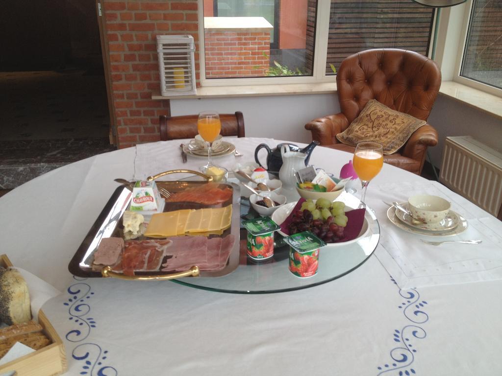 B&B Het Tijdloze Uur 헨트 외부 사진